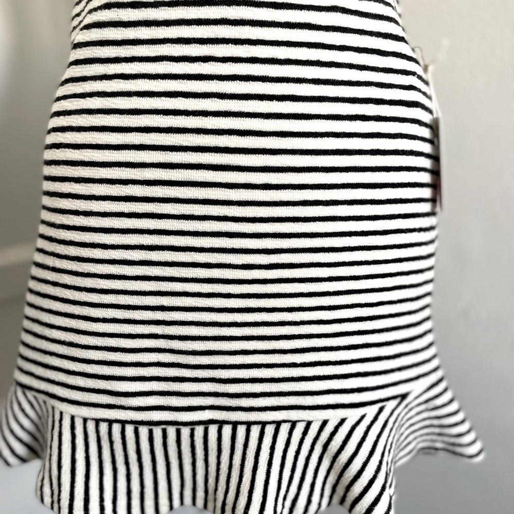 Forever 21 ruffle mini skirt